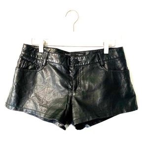 Guess faux leather short shorts